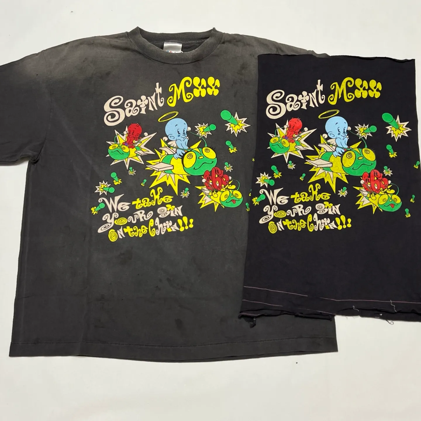 Printing proofing SAINT Mxxxxxx SS TEE/SAINT MX6/BLK Little devil bee distressed TEE Washed black S-XL Tube fabric Assute garment dyeing Rewashed and faded to make old holes Correct version Original consistent main mark/washed mark/cherub mark Original consistent printing restoration Distressed treatment Top purchasing level